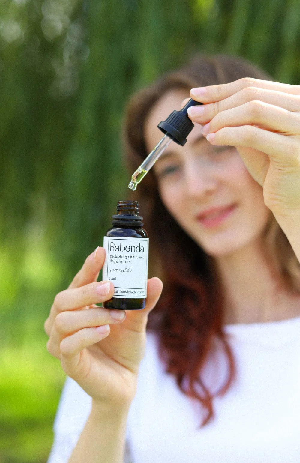 Perfecting Işıltı Veren  Doğal Serum